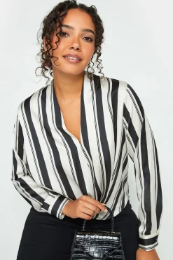 M&Co Womens Black Stripe Print Wrap Front Blouse><noscript><img width=