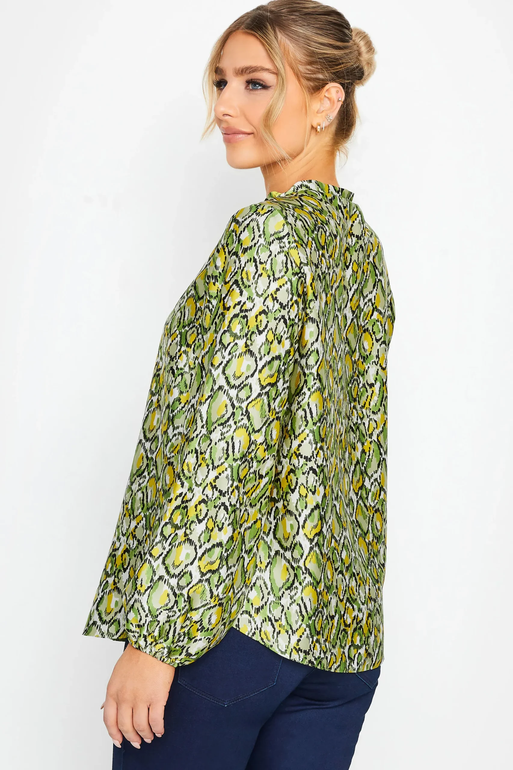 M&Co Womens Green Snake Print Tie Neck Blouse>Women Long Sleeve Tops