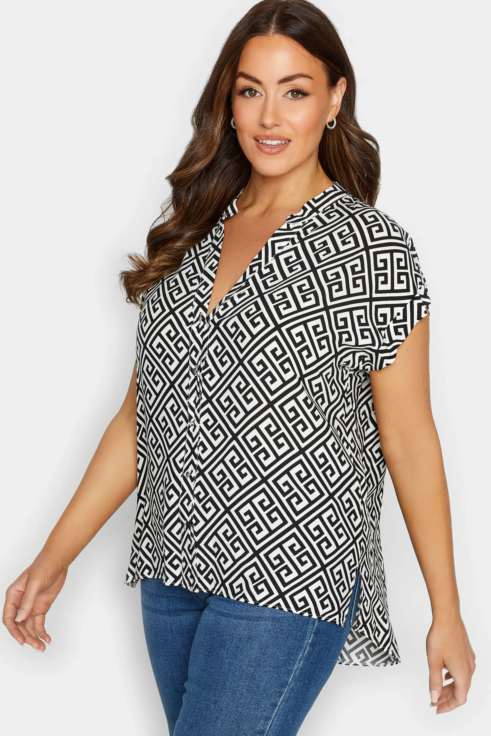 M&Co Womens White Geometric Print Shirt>Women Shirts