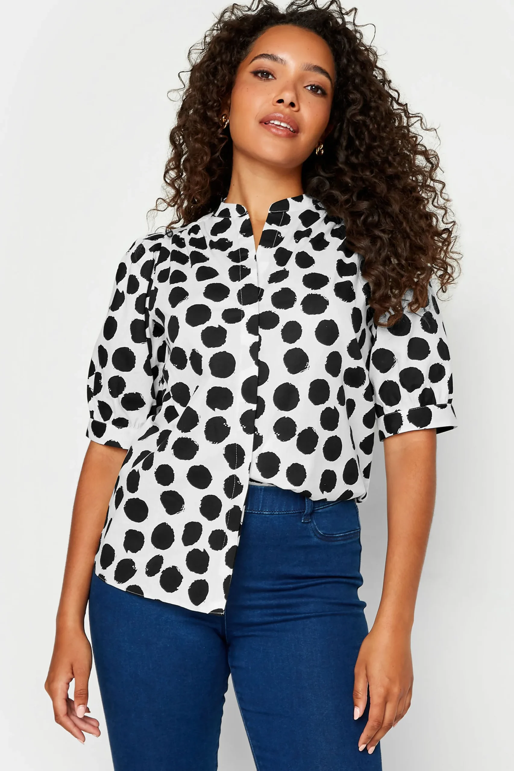 M&Co Womens White Polka Dot Puff Sleeve Shirt>Women Short Sleeve Tops