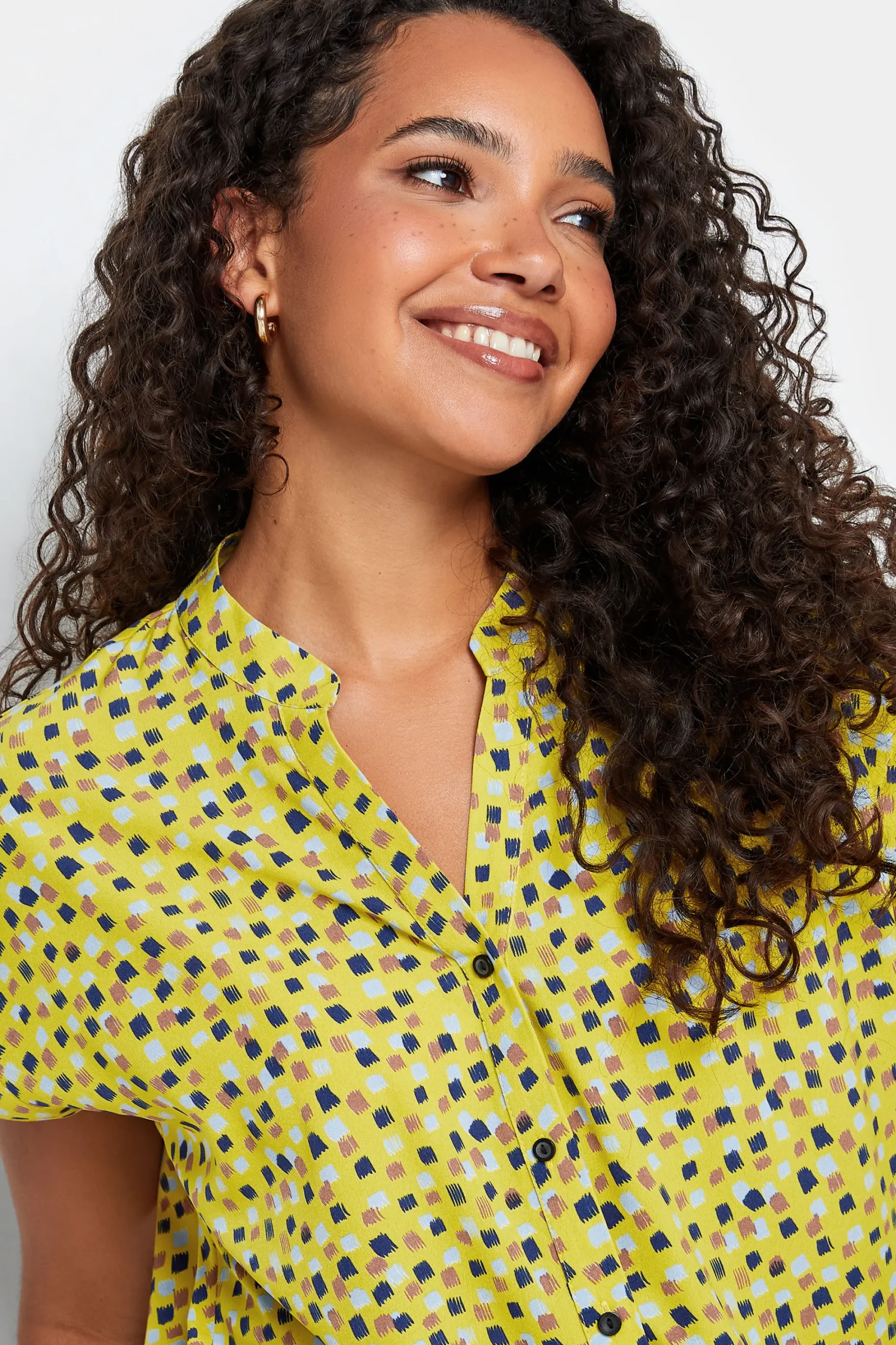 M&Co Womens Yellow Spot Print V-Neck Blouse>Women Short Sleeve Tops
