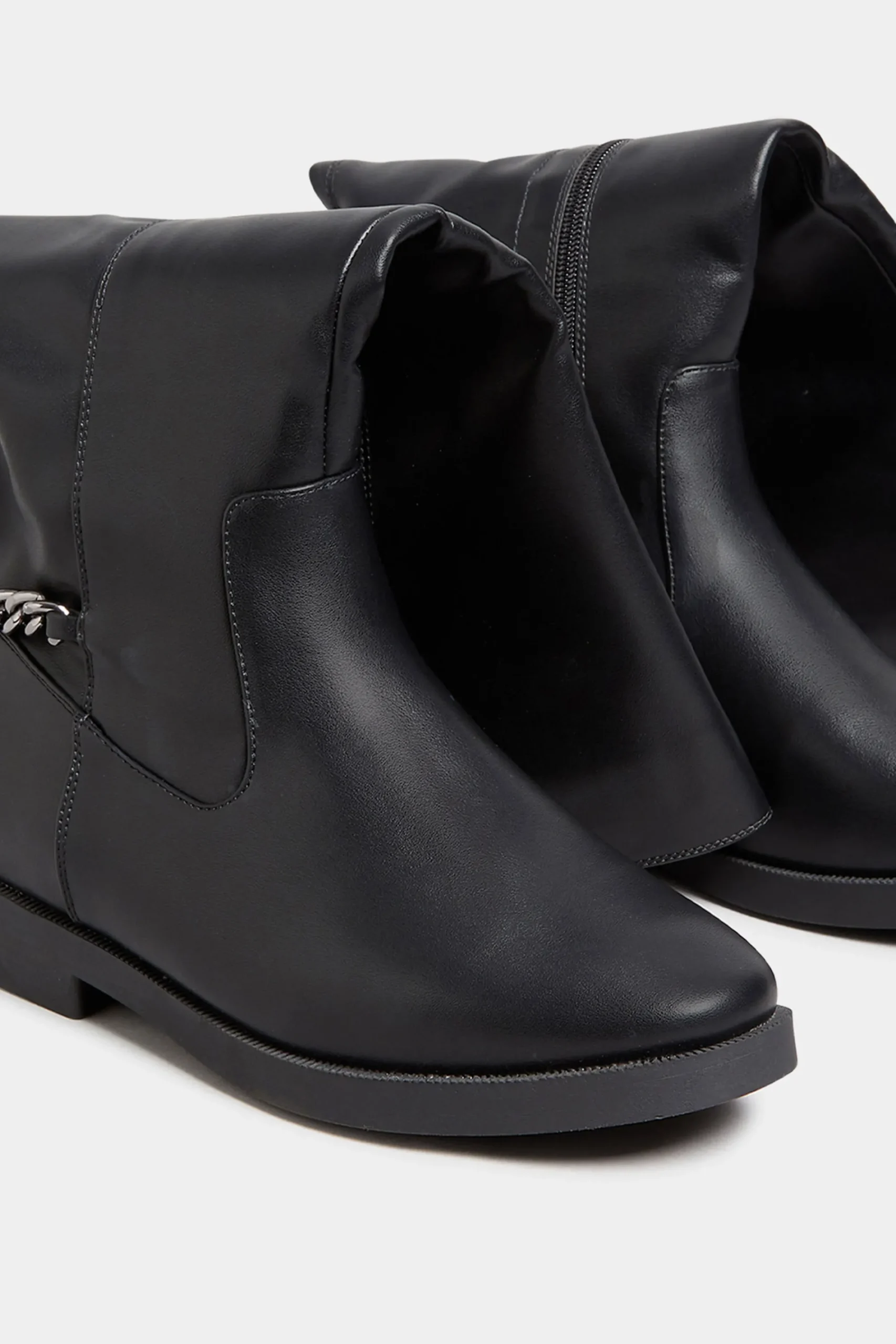 M&Co Yours Yours Black Knee High Chain Detail Boots In Wide E Fit & Extra Wide Eee Fit>Women Boots